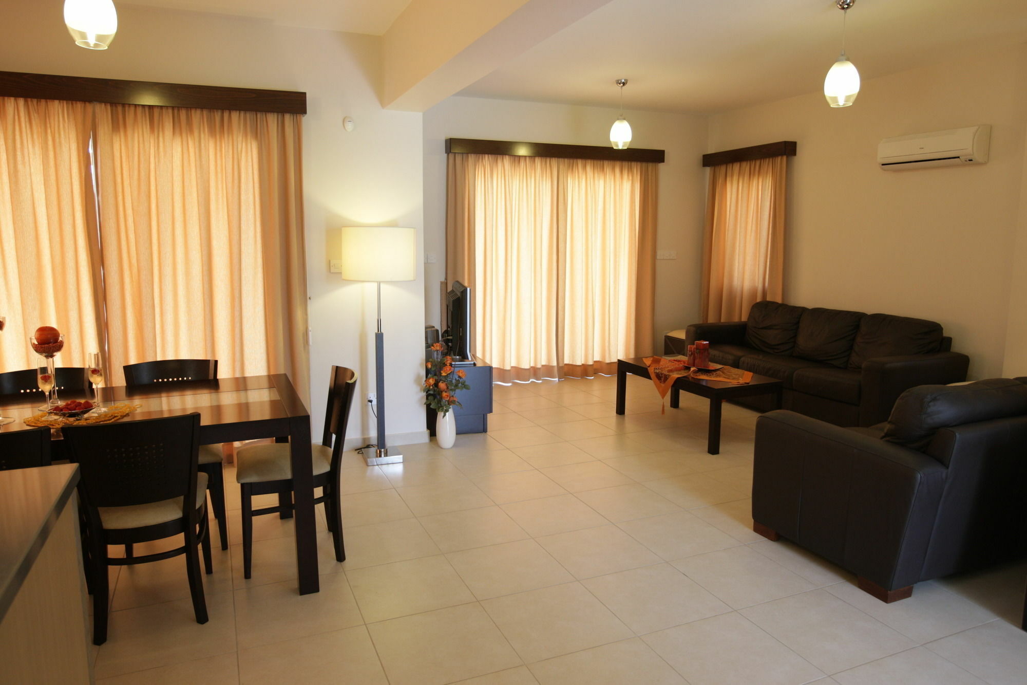 Vineland Sheromyli Villas 皮斯索里 外观 照片